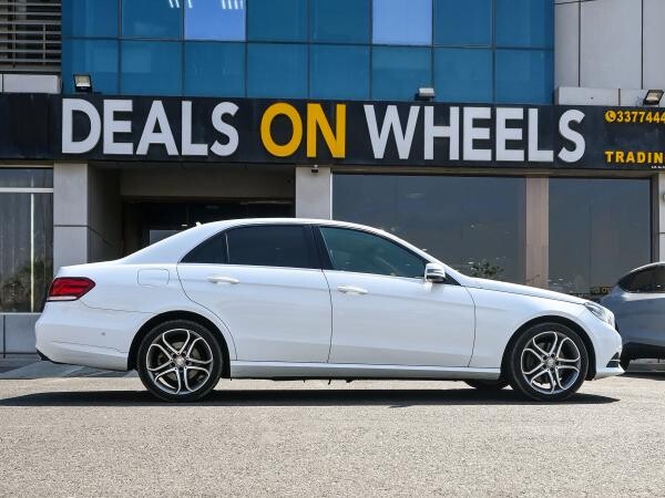 Mercedes-Benz E 200 2016 - 4
