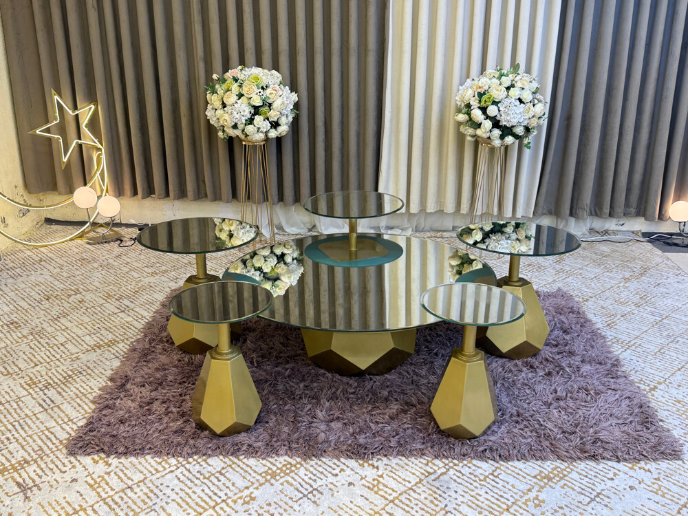 Midas brand coffee table for sale  - 2