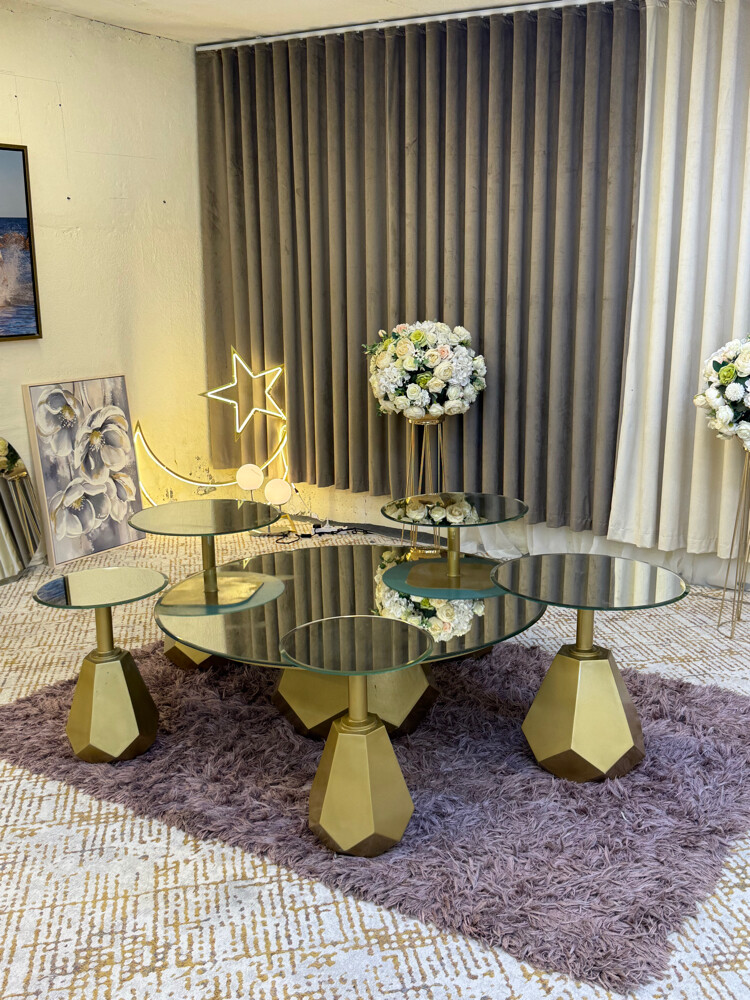 Midas brand coffee table for sale  - 3