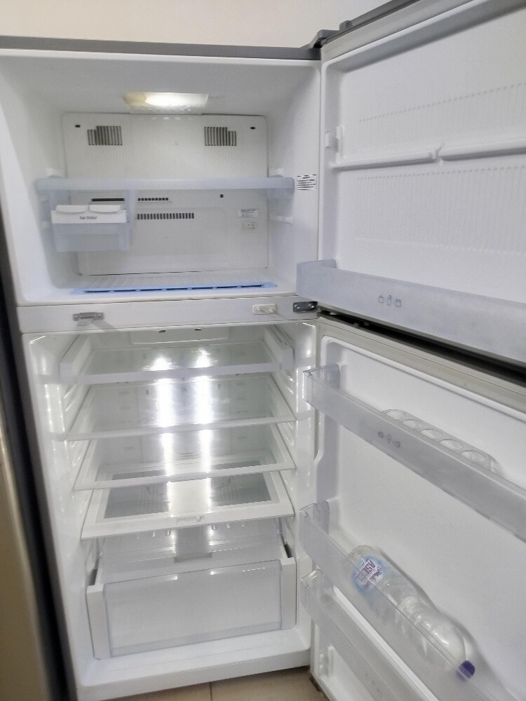 Lg big size fridge for sale - 2