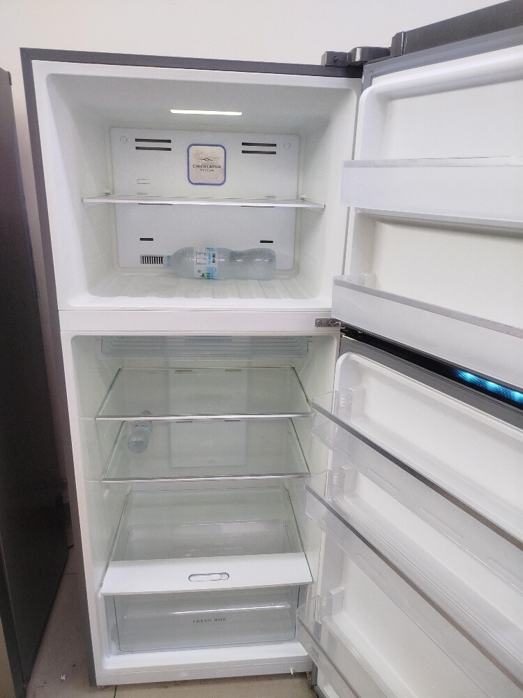 TCL clean condition refrigerator - 2