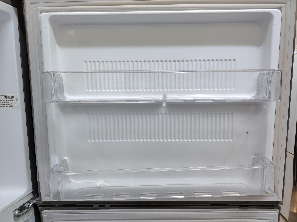 LG 422L Fridge For Sale - 6