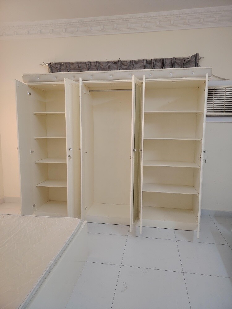 full bed room set for sell - 3