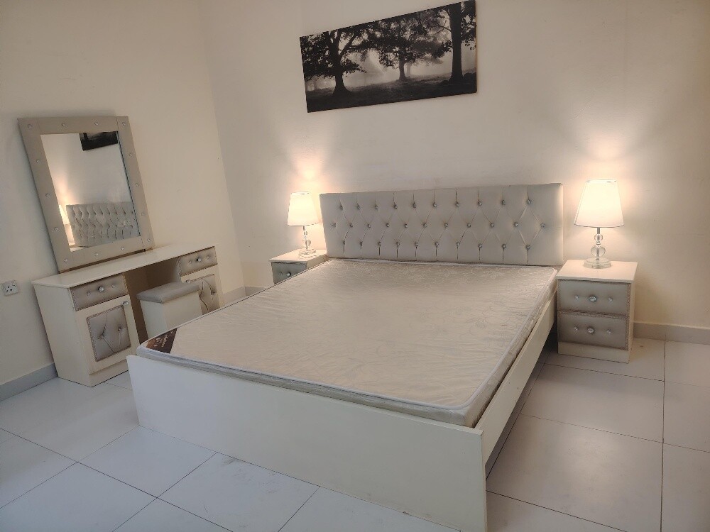full bed room set for sell - 1