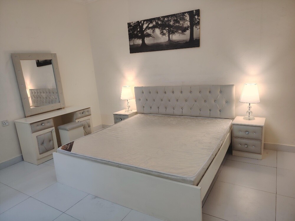 full bed room set for sell - 6