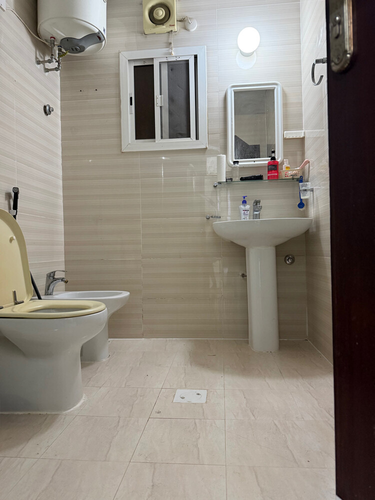 family apartment 2 bhk in wakra - 5