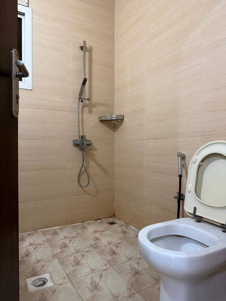 family apartment 2 bhk in wakra - 4