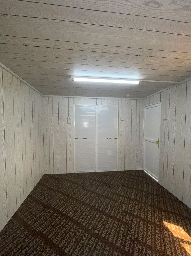cabin, kitchen&toilet for sle - 6