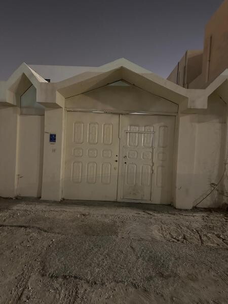 للبيع بيت مميز بخليفة الشمالية - 1