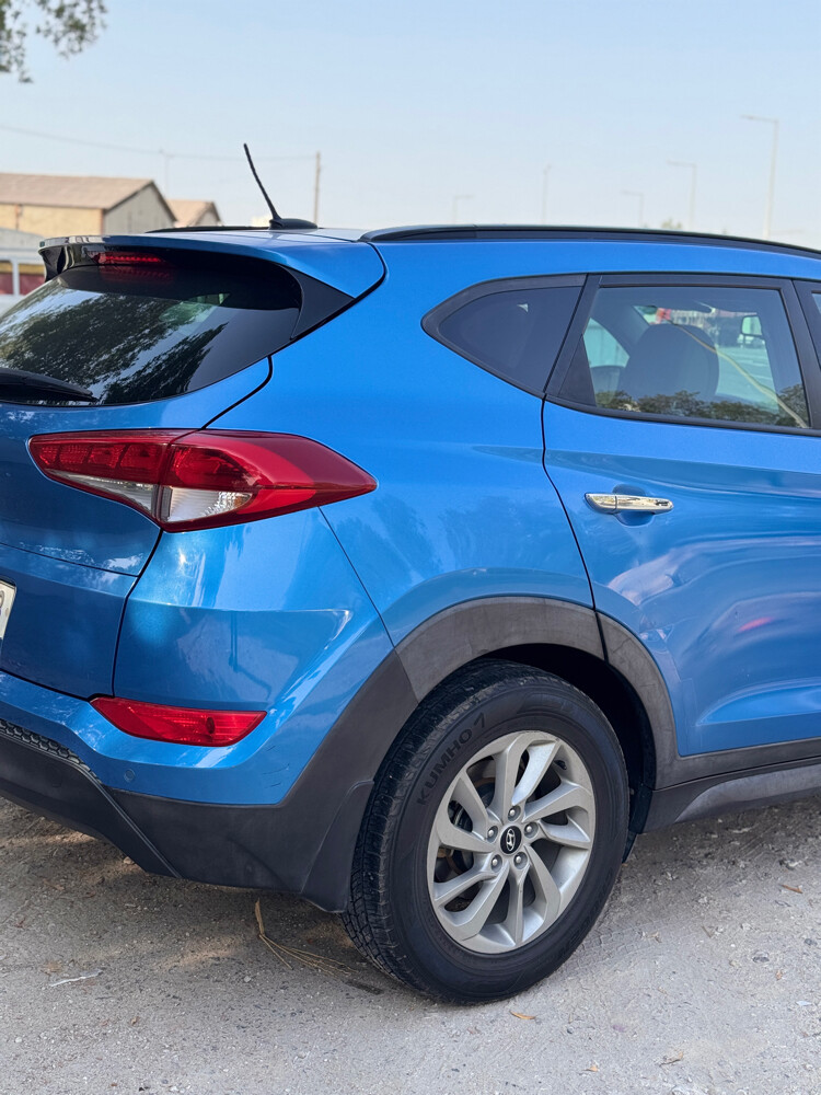 HYUNDAI TUCSON — 2016 MODEL - 3