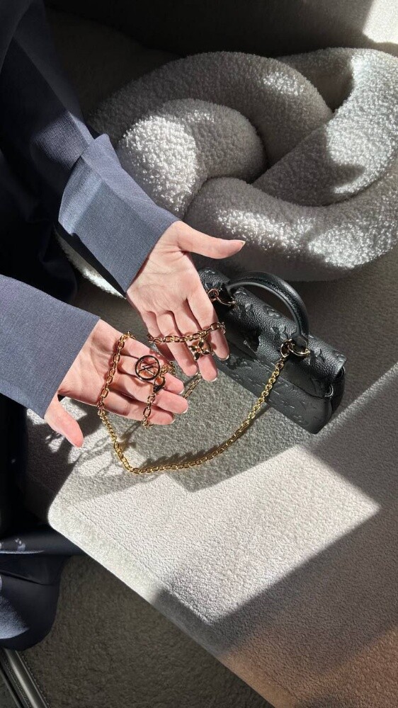 Louis Vuitton Nano Madeleine - 1
