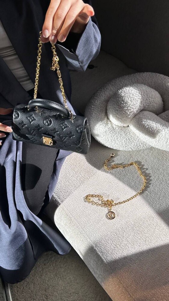 Louis Vuitton Nano Madeleine - 4