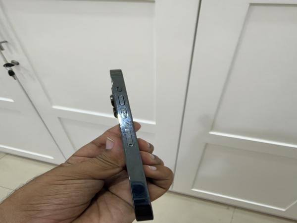 iPhone 13 Pro 256GB First Owner - 7