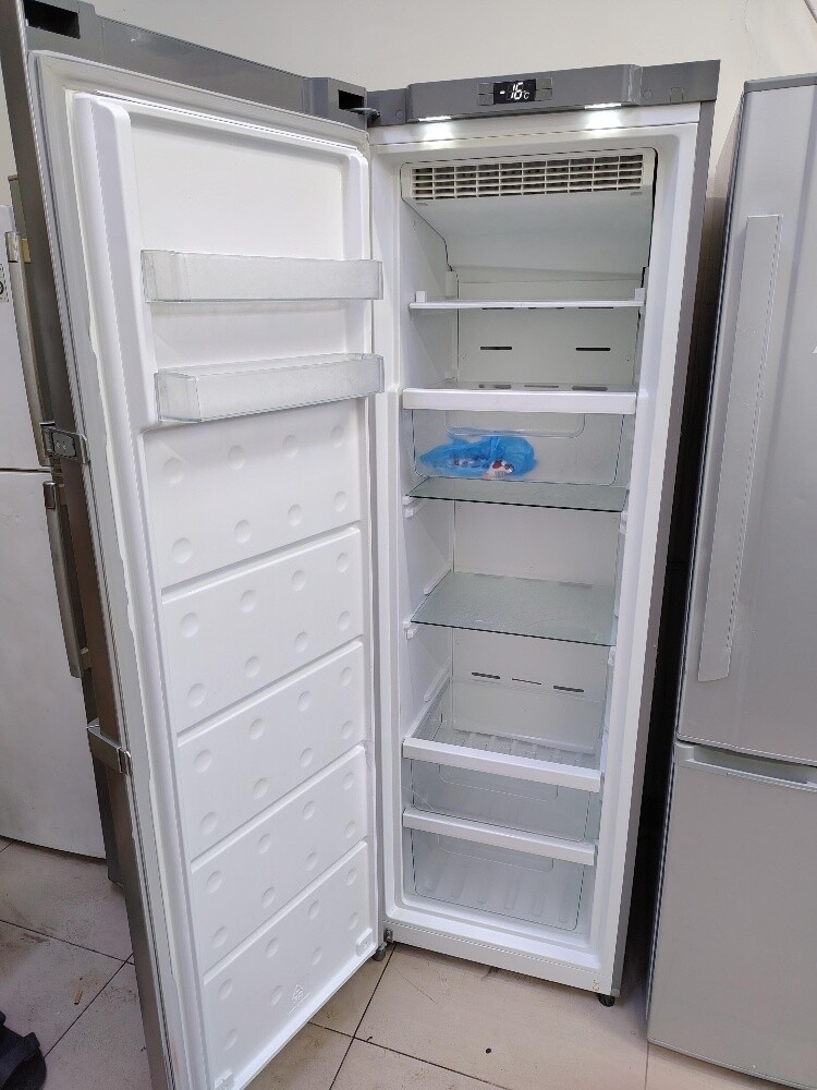 GeneralCool Stand Freezer For Sale - 3