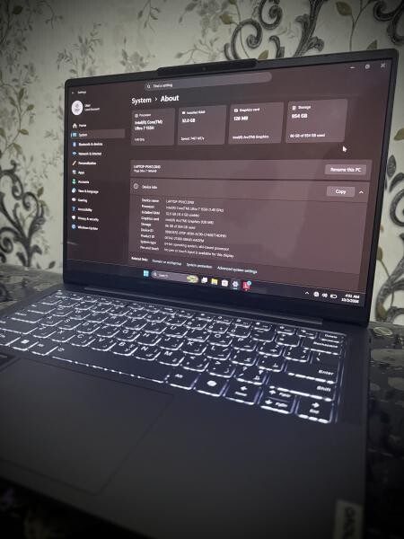 Lenovo Yoga Slim 7 Laptop + Bag - 3