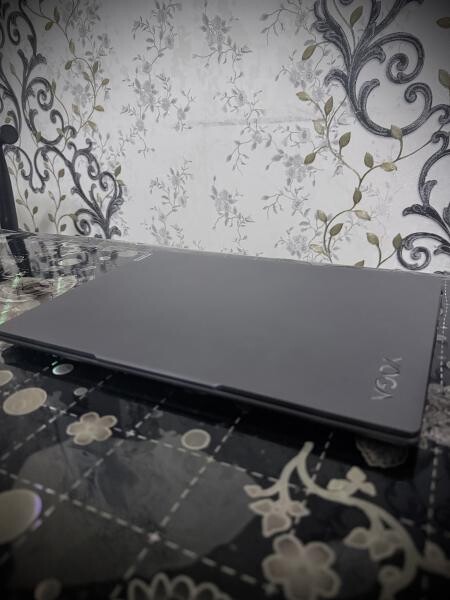 Lenovo Yoga Slim 7 Laptop + Bag - 2