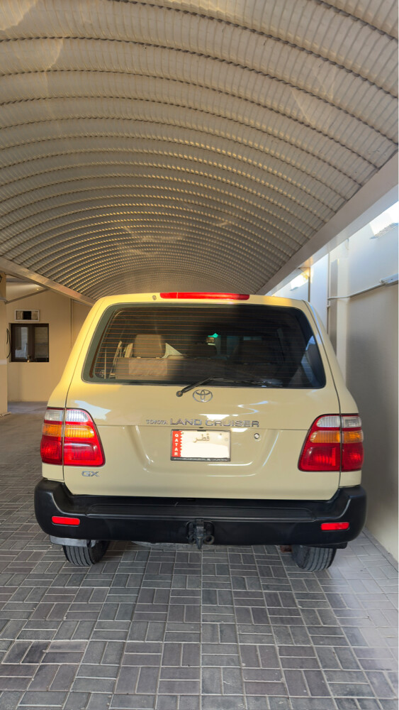 Land Cruiser GX - 2