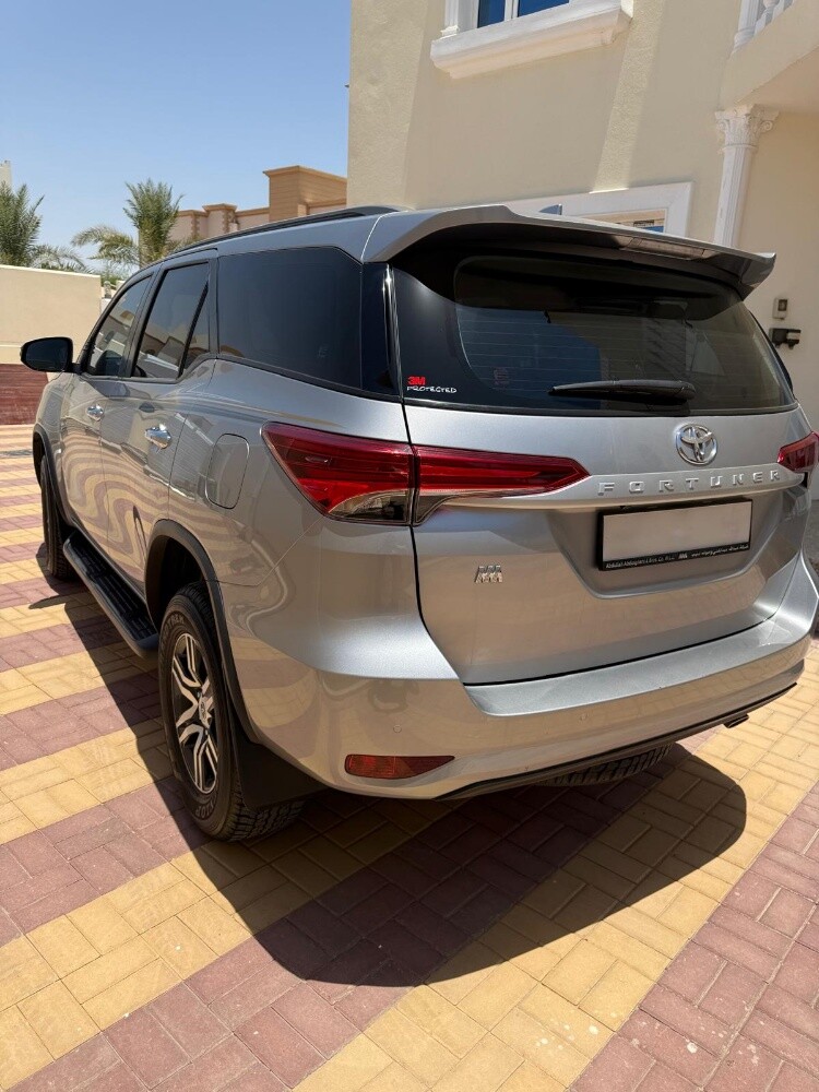 Toyota Fortuner 2023 - 6