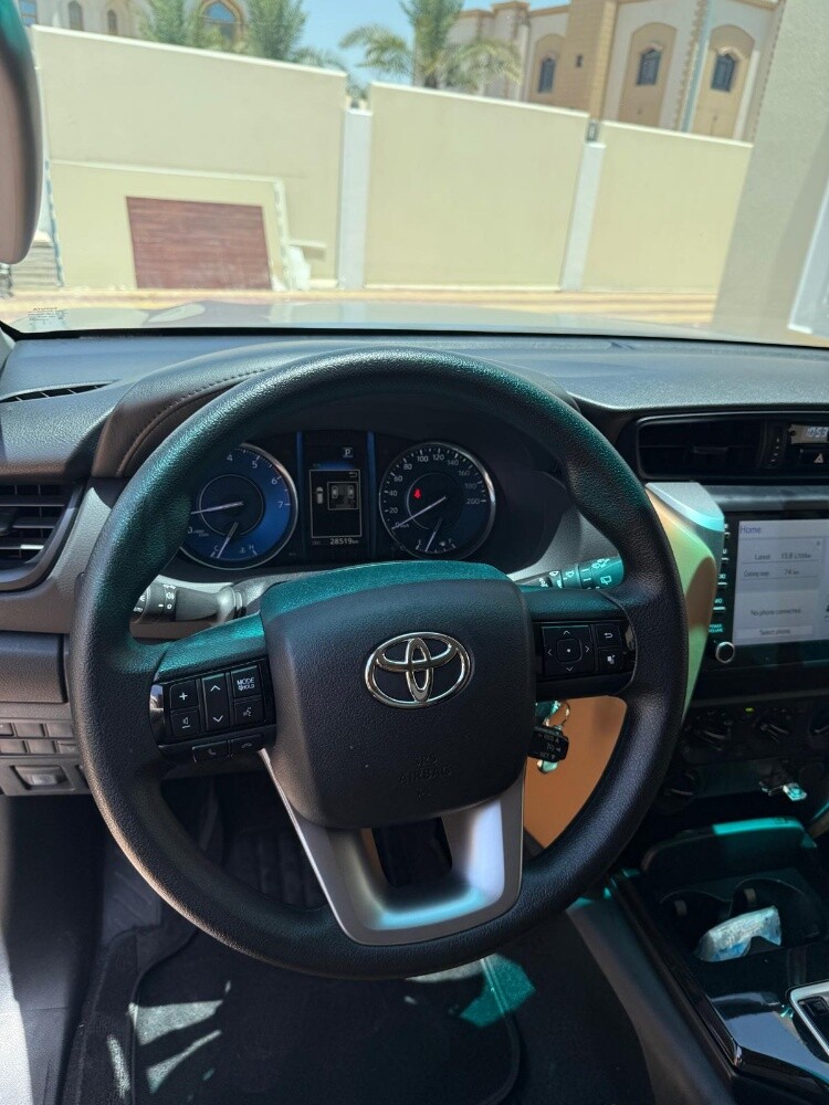 Toyota Fortuner 2023 - 4
