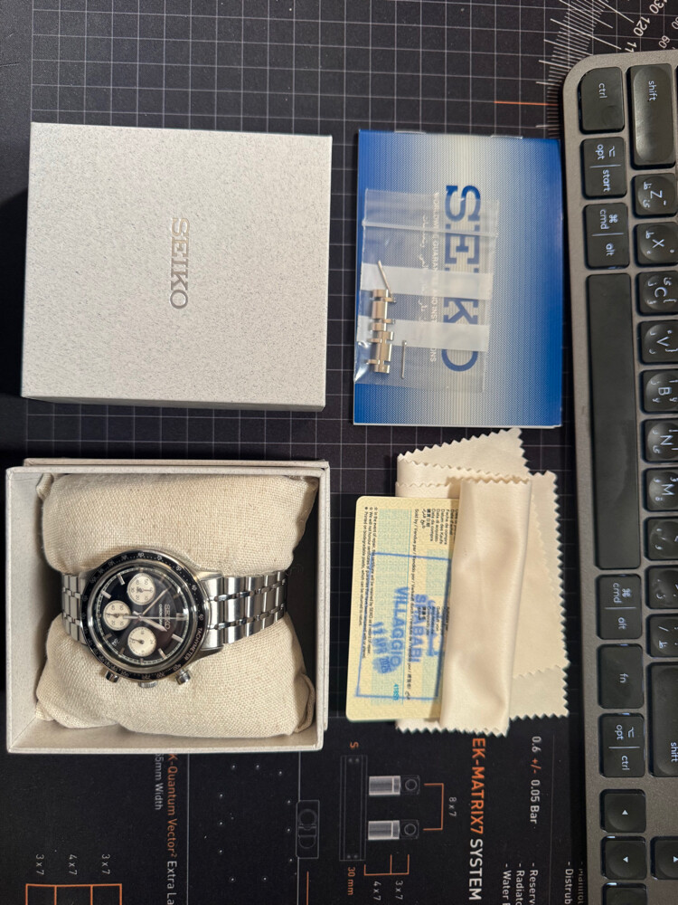Seiko SSB479 Watch  - 2