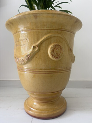 Elegant Decorative Ceramic Urn - 2