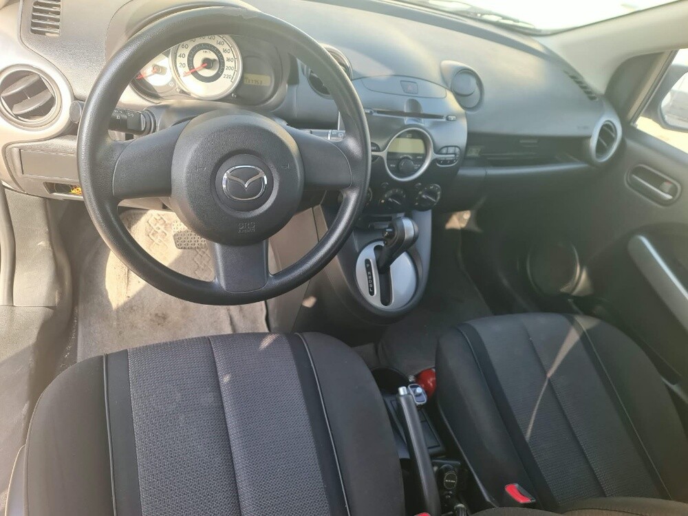 MAZDA 2 – 2011 - 5