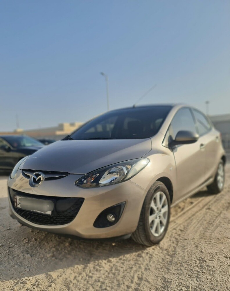 MAZDA 2 – 2011 - 1