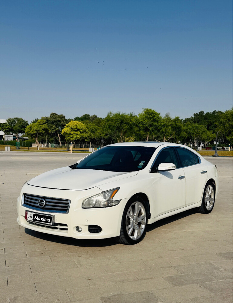 Nissan Maxima Low Mileage - 2