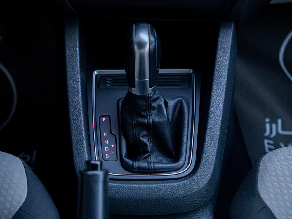 volkswagen Jetta 2018 - 8