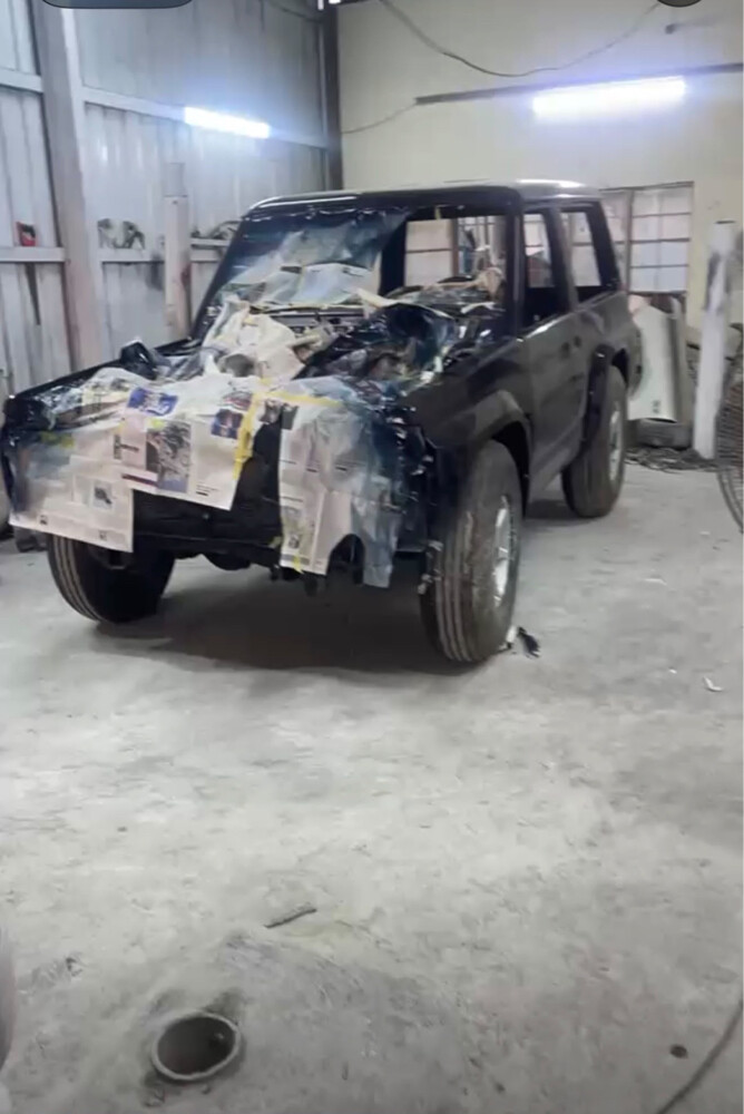 For sale, I want Nissan, one door,  - 1