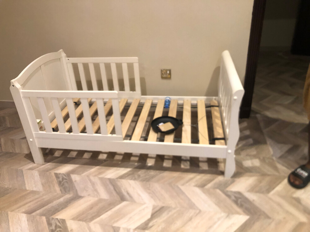 سرير اطفال  - 1