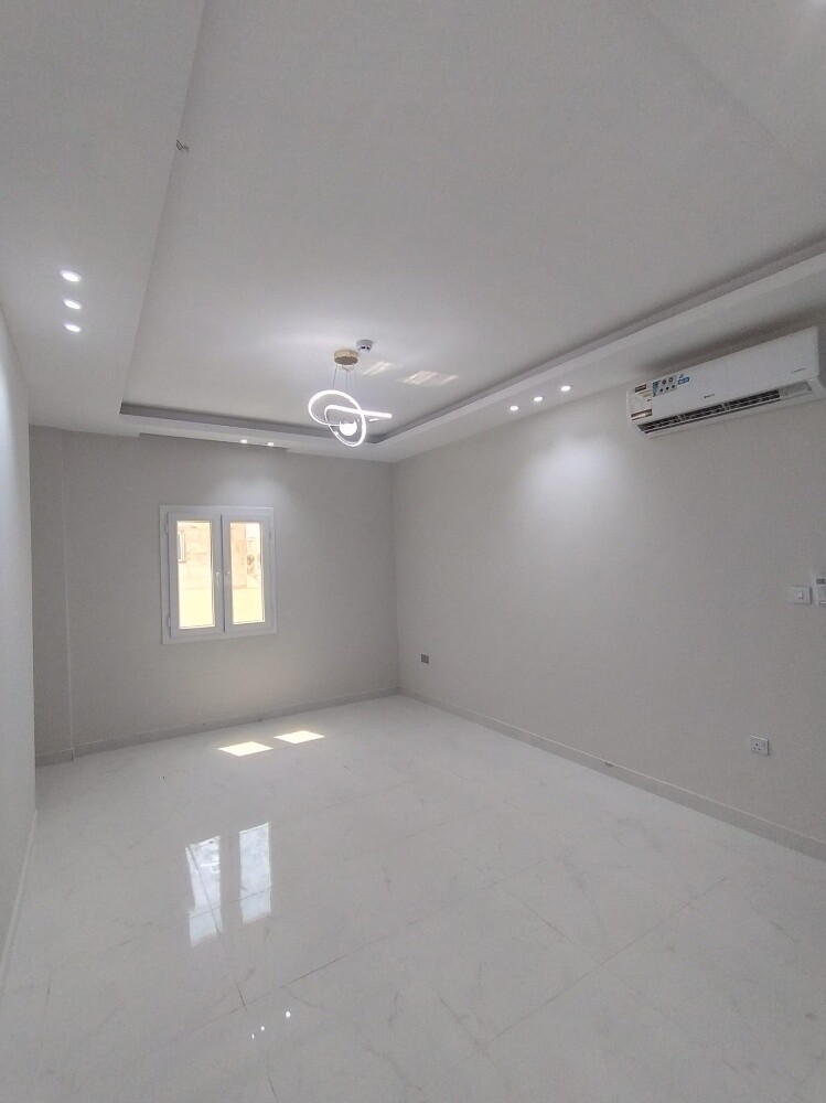 للبيع عماره سكنيه جديده بالمطار - 7