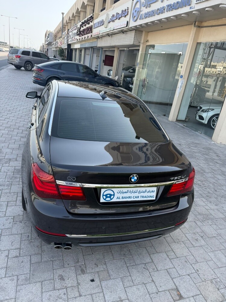 BMW 730LI - 7