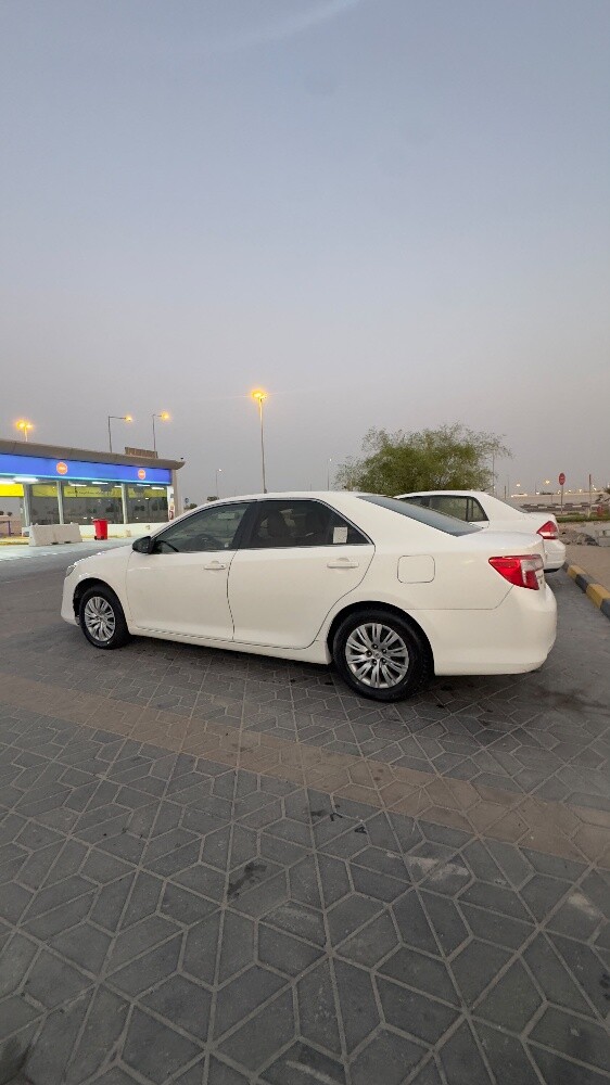 car for sale toyota  camry 2013 gear.and engine chassis all things  100.ok istamara  raming 5 plz only serious  buyers contact  us - 6