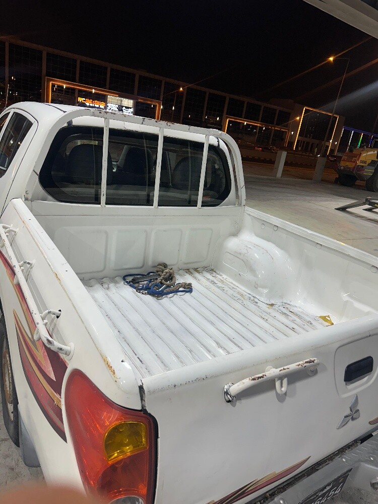 mitsubishi pickup for sale - 3