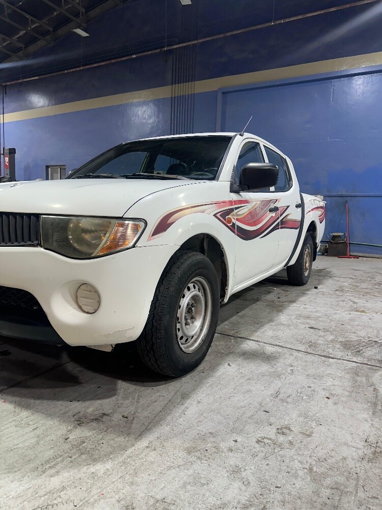 mitsubishi pickup for sale - 5