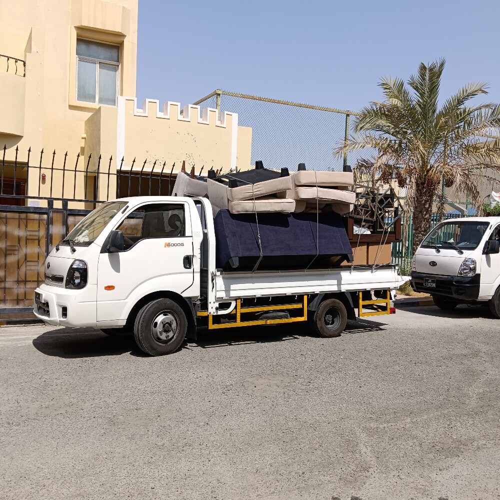 Moving shifting company - 1