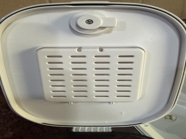 Automatic Cat Feeder - 3