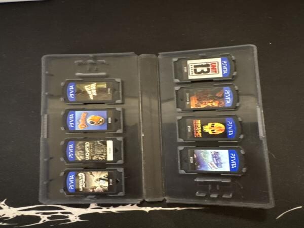 Psvita 8-Game Cartridge - 5