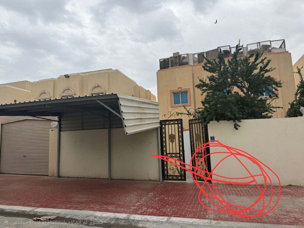 للبيع فيلا مؤجرة بأم صلال على - 2