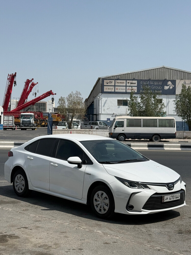corolla 2020 hybrid - 1