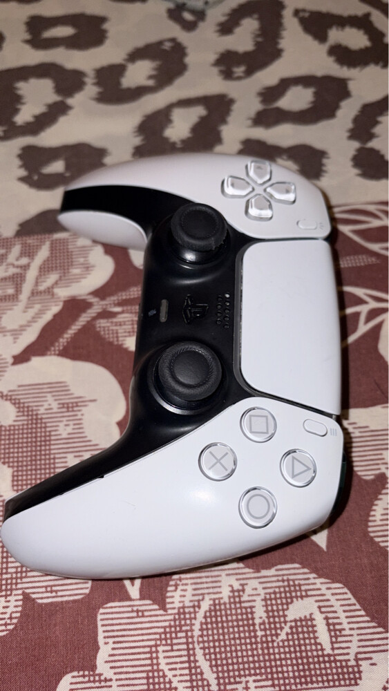 2 controller  - 4