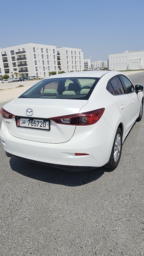 Mazda 3 2018 White - 3