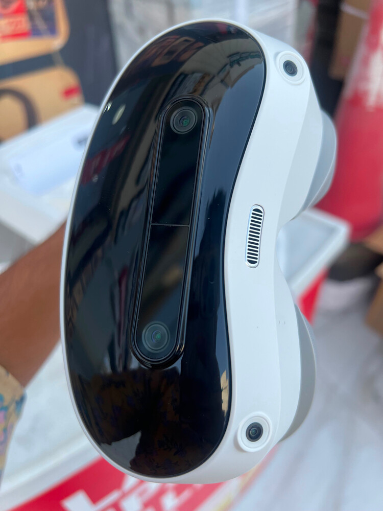 Pico 4 Ultra 256GB / 12GB RAM VR &  - 4