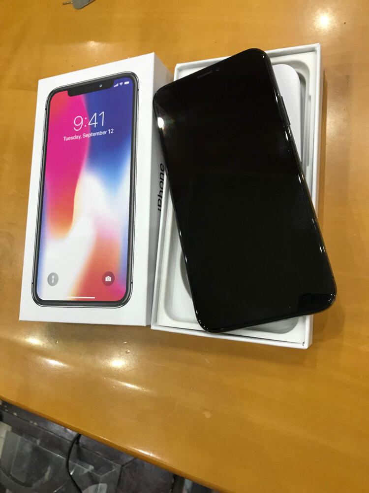 iPhone X USA models 256Gb - 7