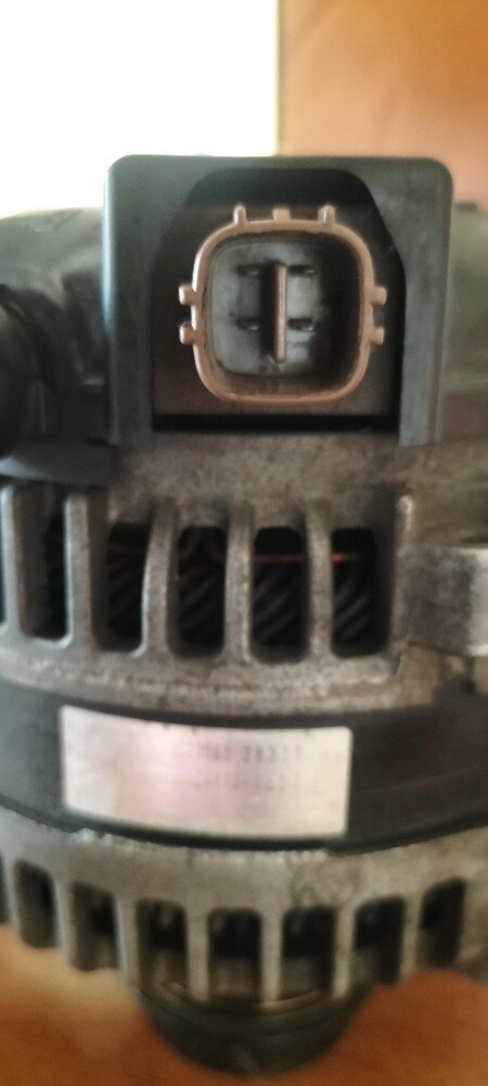 Toyota Camry alternator - 3