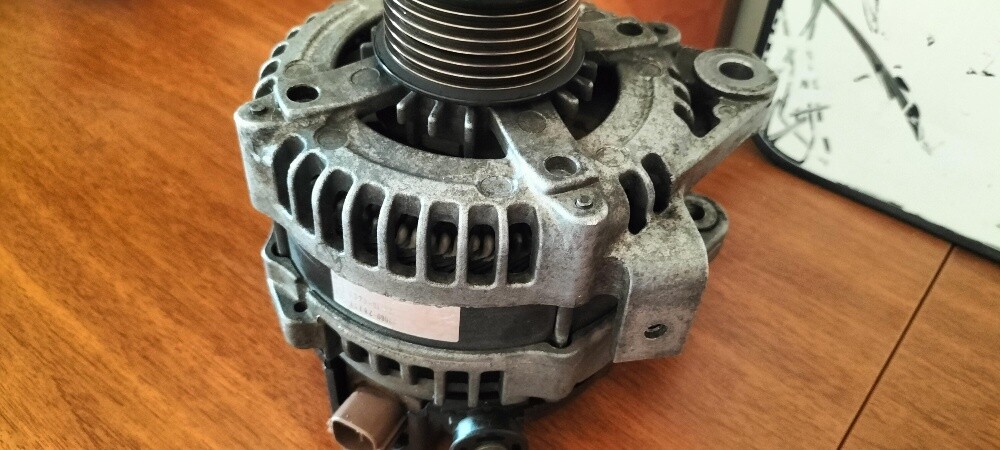 Toyota Camry alternator - 1