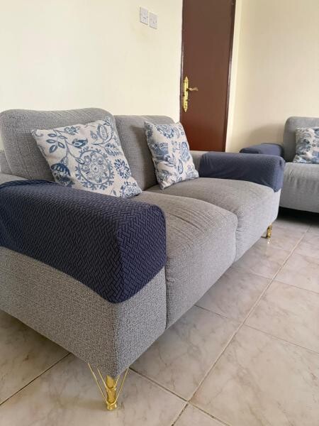 Complete Sofa Set with table - 5