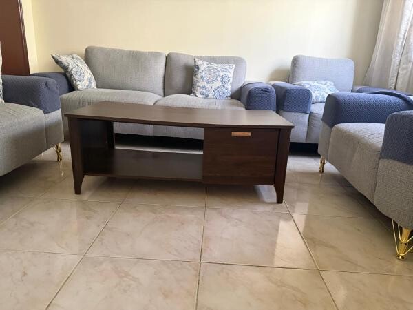 Complete Sofa Set with table - 6
