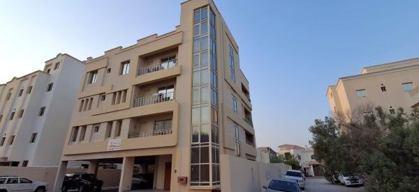 apartments for rent in wakrah 3bhk - 2